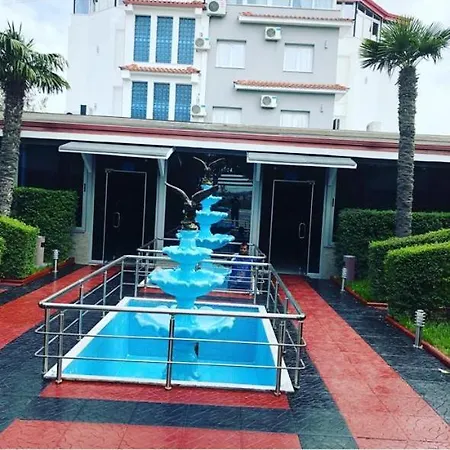 Hotel Bardhi Kuçovë