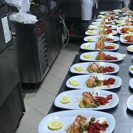 Hotel Bardhi