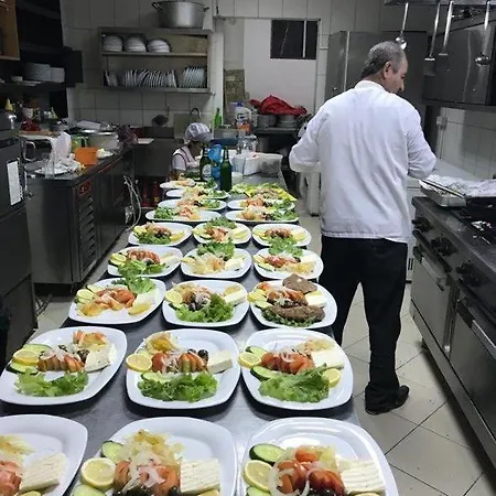 Bardhi Hotel