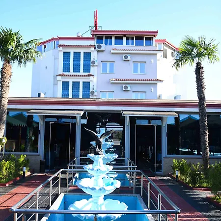 Bardhi Hotell