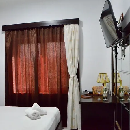 Bardhi Hotell Kuçova