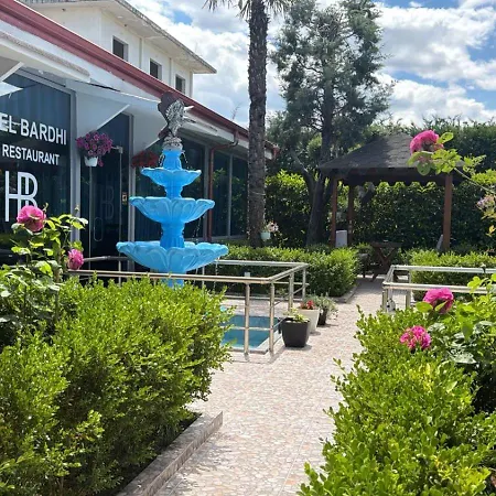 Bardhi 4*